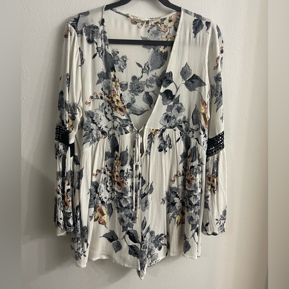 Audrey 3 +1 | Long Sleeve Floral Romper